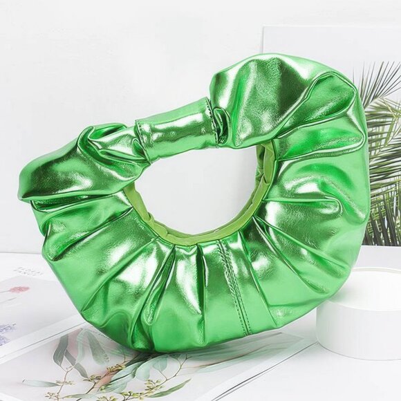 Metallic Hobo Bag W/chain - Picture 3 of 4